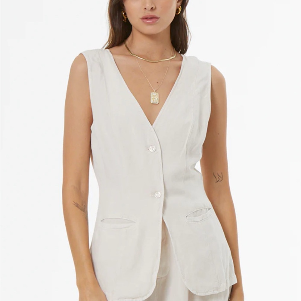 Brand new, Never been worn YFB Loa Vest in Sea Salt. Linen blend.